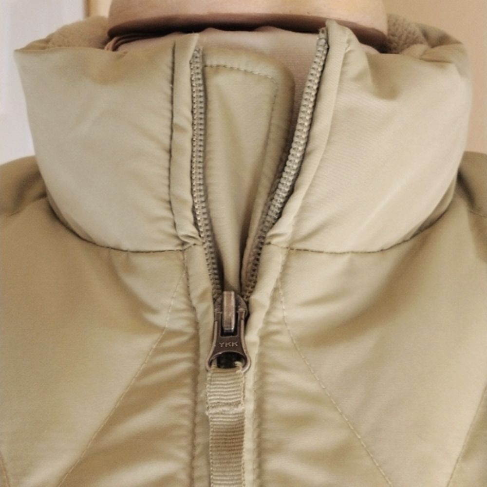 Eddie Bauer Premium Goose Down Vest - Picture 3 of 12